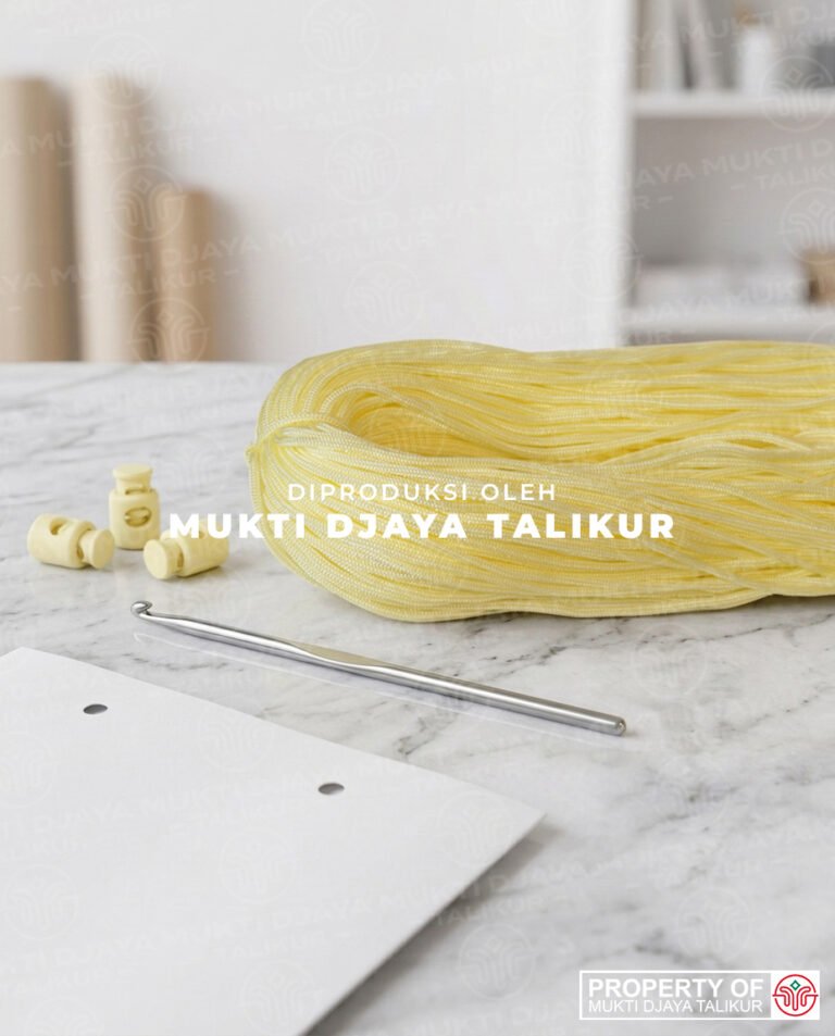 13. Kuning Anak Ayam — talikur anyaman jarum PP (Polypropylene) Multifilament warna kuning anak ayam produksi Mukti Djaya Talikur.