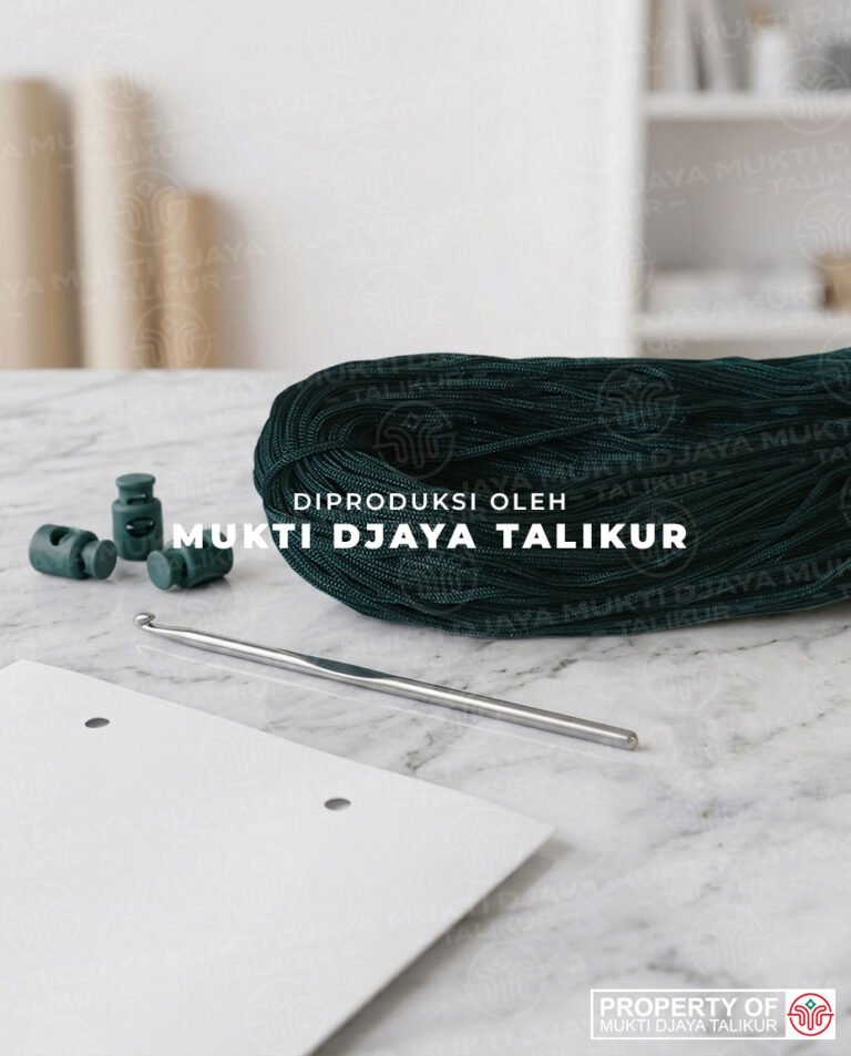 44. Hijau Botol — talikur anyaman jarum PP (Polypropylene) Multifilament warna hijau botol produksi Mukti Djaya Talikur.