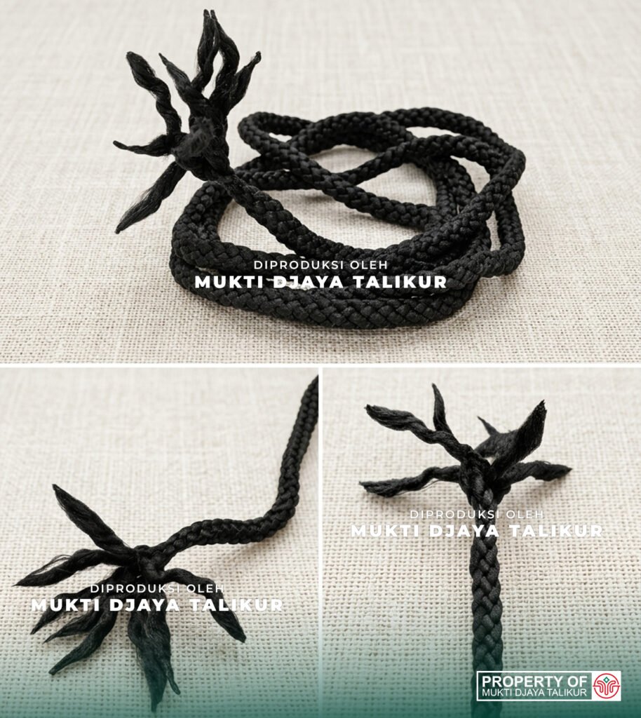 Talikur hitam berbahan polyester dengan anyaman kepang rapat dan detail simpul pada ujung tali produksi Mukti Djaya Talikur